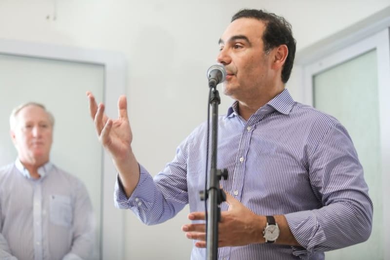 Gustavo Valdés, gobernadore radical de Corrientes, uno de los más críticos entre los dialoguistas