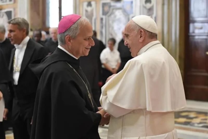 En enero de 2023, el Papa Francisco nombró a Prevost prefecto del Dicasterio para los Obispos en la Curia Romana, responsable de asesorar al Papa en la elección y nombramiento de los nuevos obispos en todo el mundo. (Imagen: archivo)