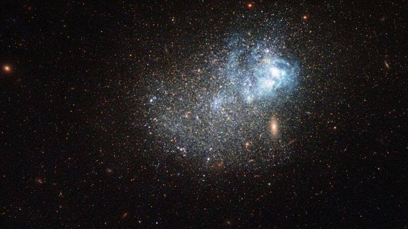 El astronauta Andreas Mogensen capturó una imagen de un "duende rojo" desde la Estación Espacial Internacional. Fuente: Archivo.