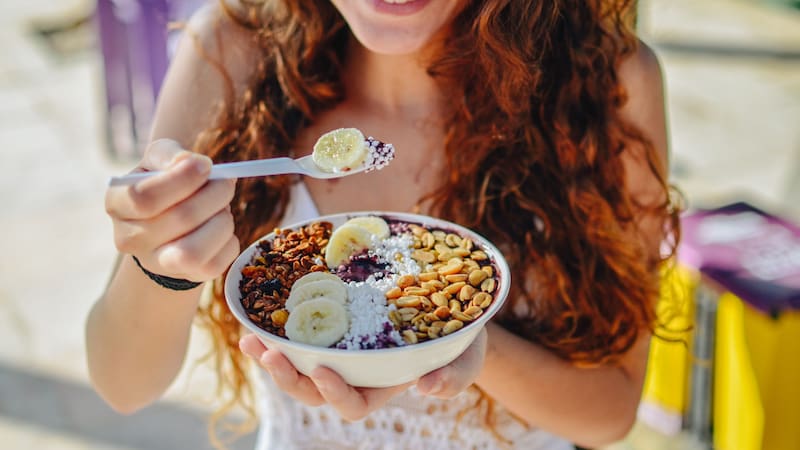 La fruta sagrada llena de potasio que debes comer a diario para nunca más tener atracones, mejorar la energía y potenciar la felicidad.