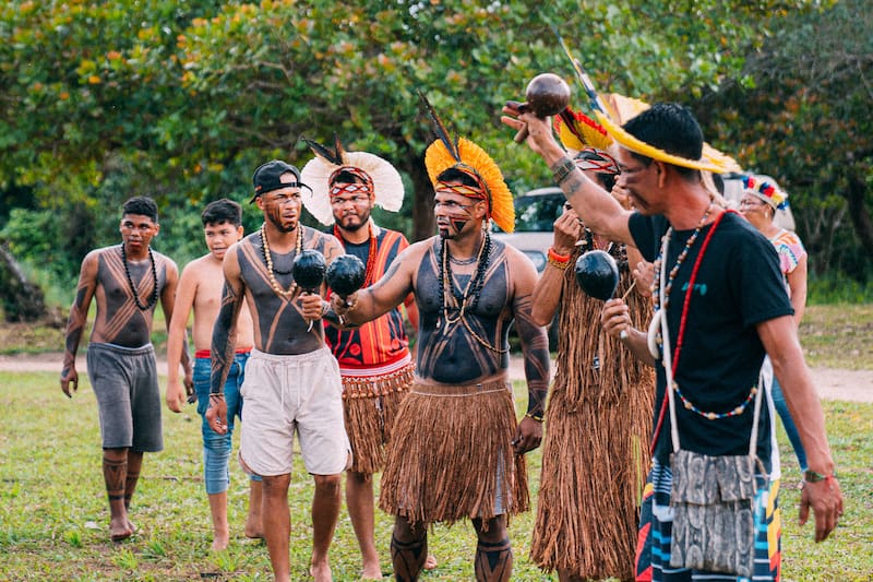 Los tupinambá y los guaraníes son ejemplos destacados de tribus que practicaban el canibalismo de guerra.(Fuente: Defensoria Pública da Uniao / Wikimedia Commons)