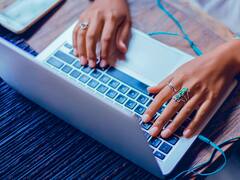 En pleno auge de la IA, se dispara la brecha digital entre los argentinos