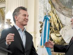 En su despedida, Abad apuntó a Oil y dijo que los deudores deben cumplir