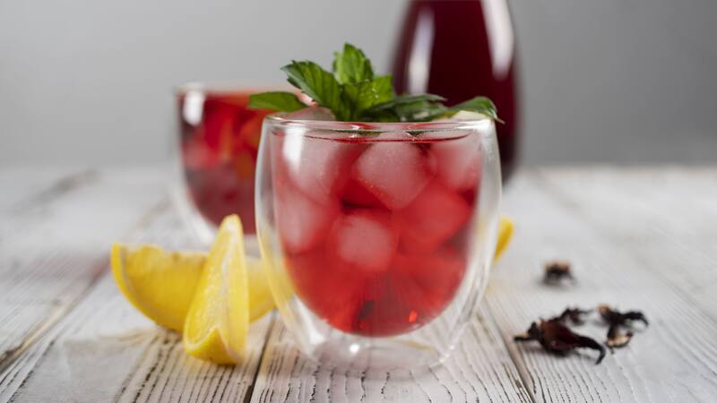 La AESAN lanzó una alerta que afecta a una popular bebida.