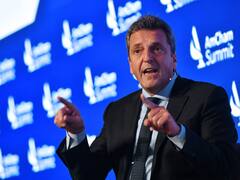 ¿Qué se viene con Massa? El riesgo país cayó otro 6% en la previa de los cambios