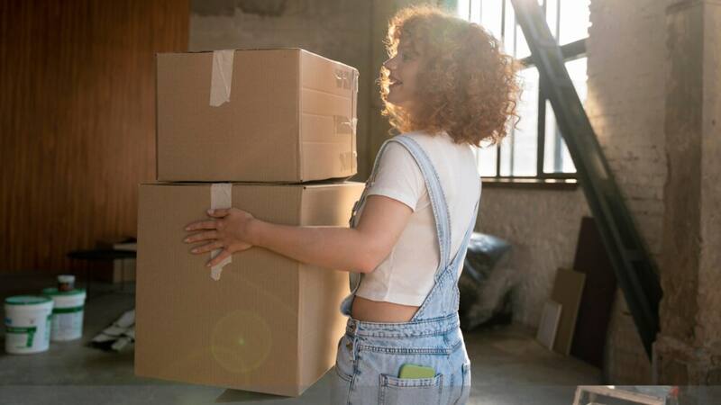 La vivienda ofrece un ambiente calmo y bien iluminado para los nuevos residentes.