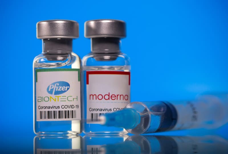 Los datos fueron extraídos a partir de la exploración en los niveles de anticuerpos posteriores a la vacunación en 234 empleados de la UVA durante diez meses.