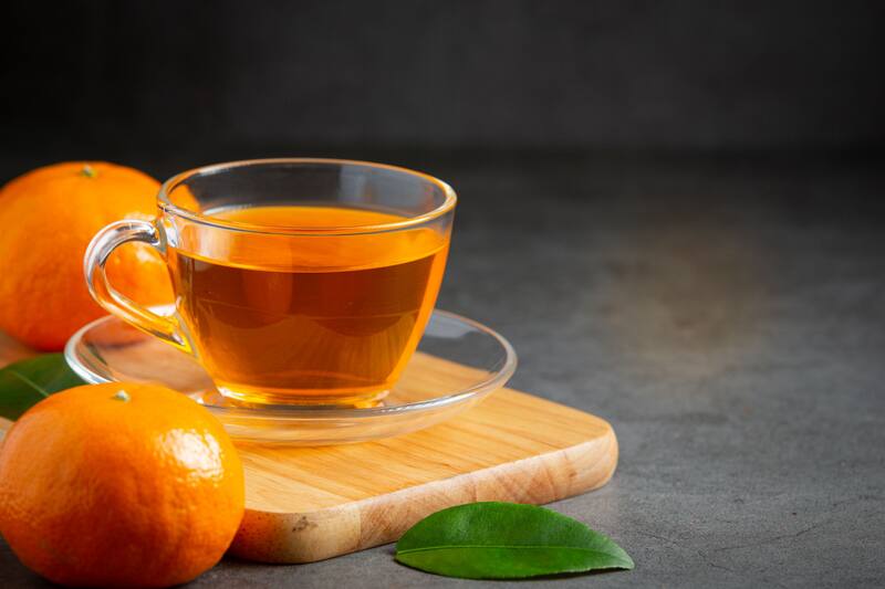Esta infusión repleta de vitamina C mejora la digestión y limpia el organismo. (Foto: Freepik)