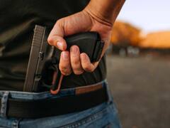 Armas obligatorias en Estados Unidos: el pueblo donde todos si o si deben tener armas de fuego según la ley