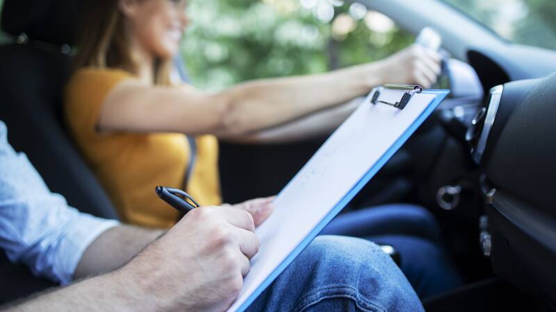 Examen de conducir de la DGT: ¿dónde consultar tus notas y cuánto tiempo tardan los resultados?