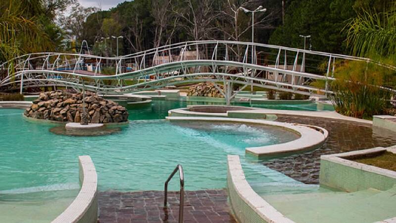 Este imperdible centro termal está emplazado en un entorno único de Entre Ríos