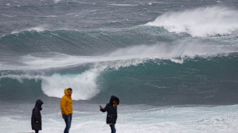 En Galicia la marejada ha dejado imactantes postales.