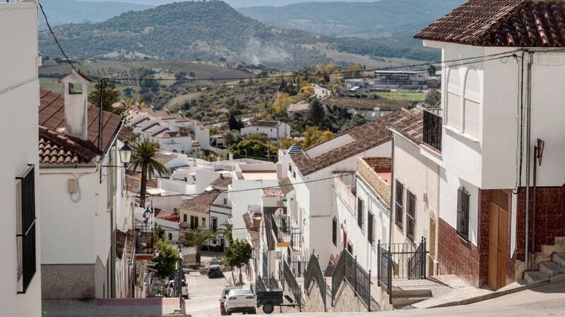 El encantador pueblo andaluz que debes visitar para acabar con la soltería para siempre.