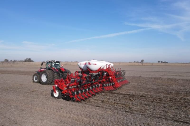 En alianza con el grupo brasileño Piccin, Crucianelli fabricará en Brasil 10 modelos adaptados a ese mercado.