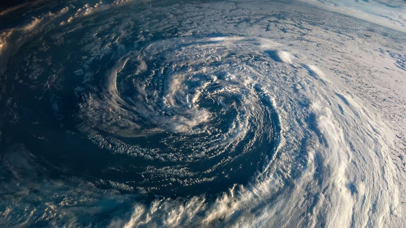 El país se prepara para un temporal que podría dejar inundaciones y deslizamientos en regiones montañosas. Fuente: Shutterstock.