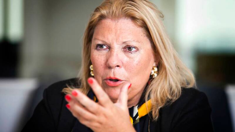 El proyecto de Elisa Carrió pone en jaque los negocios de Caputo.