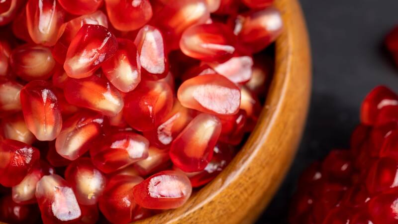 La parte comestible de la granada son sus "semillas", conocidas como "arilos". Fuente: archivo.