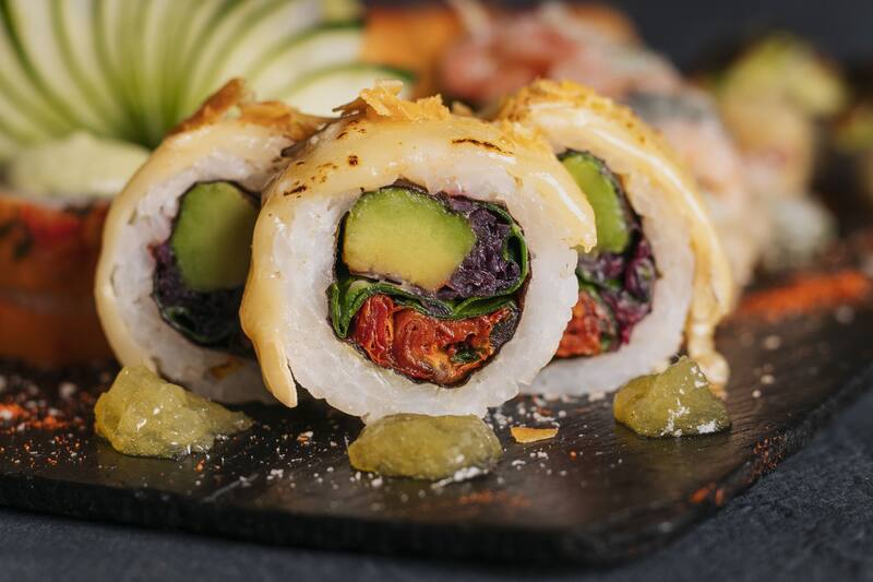 La FDA retiró un reconocido sushi de todos los supermercados por riesgo de Listeria, una bacteria que puede ser mortal. Fuente: Shutterstock.