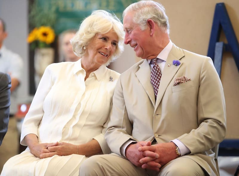Carlos III y Camilla Parker Bowles