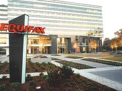 El boom de los créditos provoca un auge de los informes comerciales