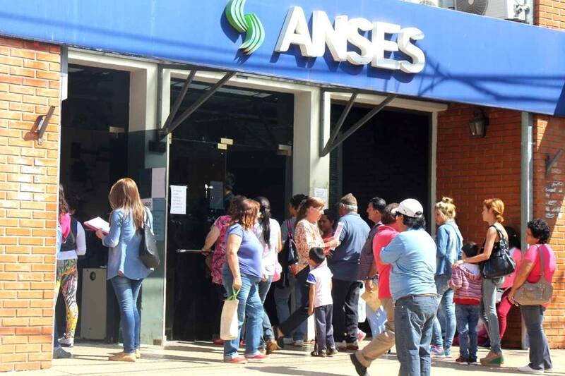 En noviembre los beneficiarios de la ANSES tendrán un aumento.