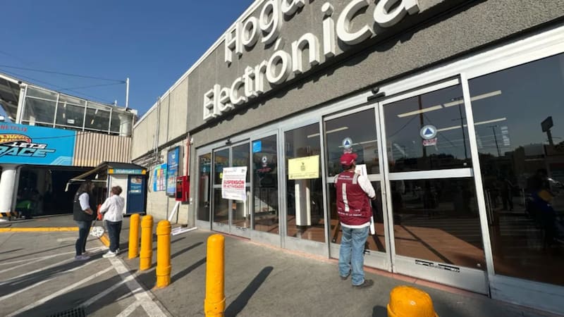 Clausuran sucursal de Walmart por inconsistencia en su documentación legal. Fuente: Alcaldía de Benito Juárez