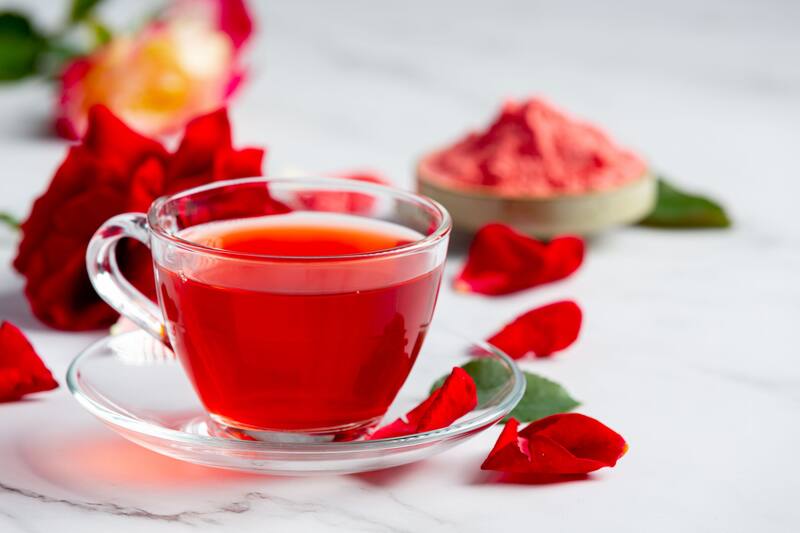 El té de rosas cuenta con muchas propiedades nutricionales (Fuente: Freepik)