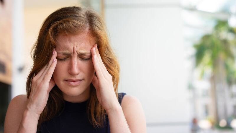 El remedio casero infalible para el dolor de cabeza, según especialistas