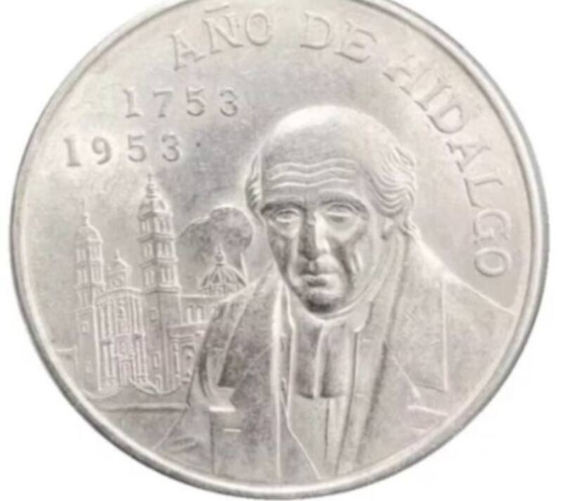La moneda de cinco pesos de 1953 está hecha de plata pura y pesa 27.78 gramos. Foto: mercadolibre.com.mx.