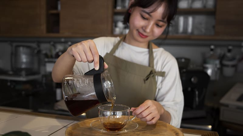 Este café 100% puro tiene un 3.7% de humedad, lo que asegura su frescura y calidad.