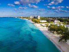 Crónica de viaje a Islas Caimán: a una hora de Miami, así es el paraíso más secreto del Caribe