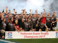 Crusaders: éxito ovalado