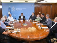 La CGT niega un acuerdo para congelar salarios y apunta contra los "vivos y especuladores"