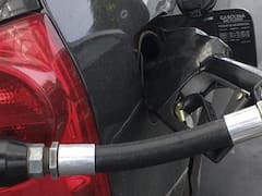 Oficializan que suba de impuesto a los combustibles se divide en dos