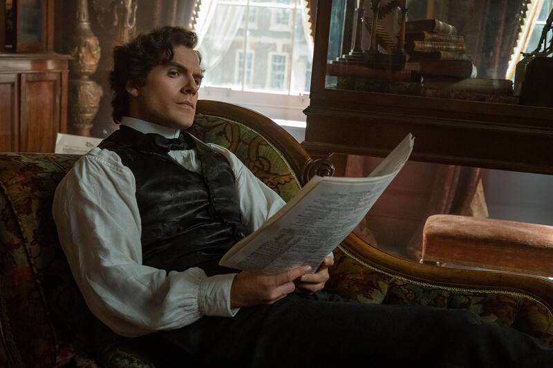 Henry Cavill regresa como Sherlock. Fuente: Netflix España.