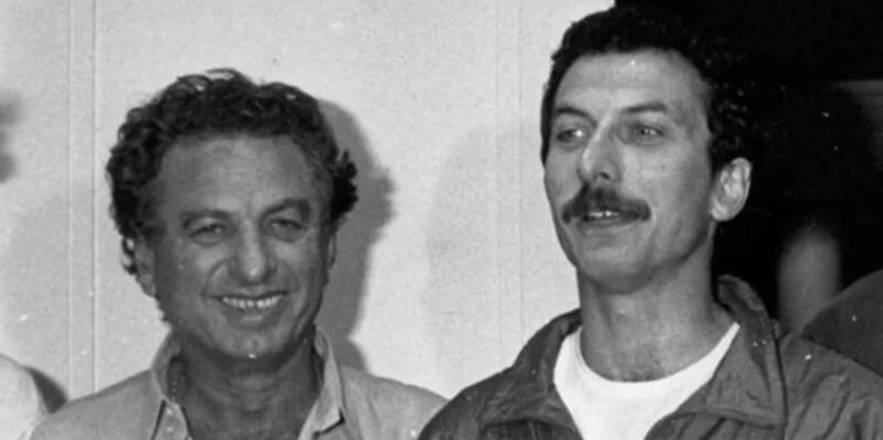 Mauricio y Franco Macri reencontrándose tras su liberación.