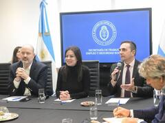 De la reforma laboral a la IA: los próximos pasos en la mesa de Sturzenegger y Pettovello