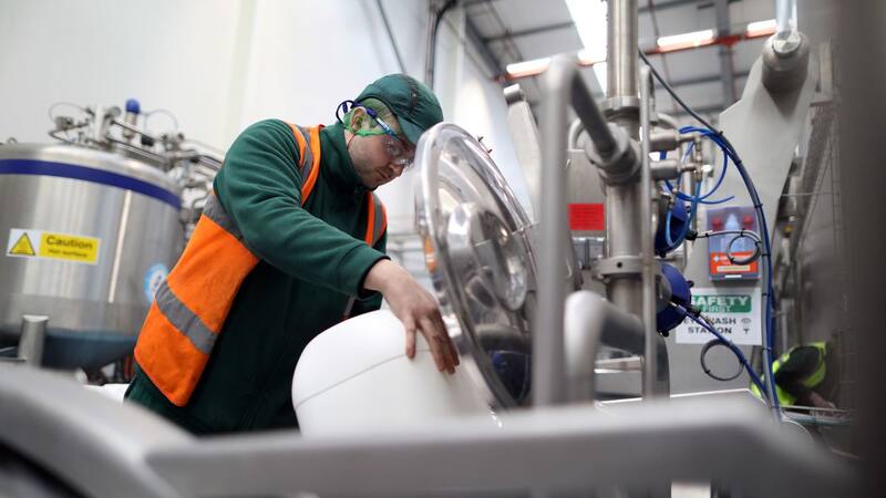 <div class="migrated-promo-image__description"><div class="migrated-promo-image__source">Fuente: 2017 Bloomberg Finance LP, Bloomberg</div></div>