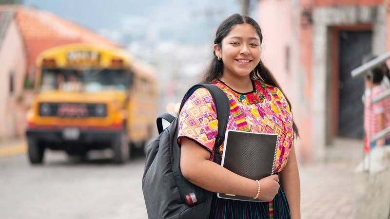 Si estás planeando estudiar en Europa, es importante que conozcas los nuevos requisitos para solicitar la visa de estudiante.