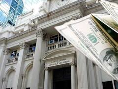 Dolarización en ascenso: la presión cambiaria no cede y el BCRA ya vende en tres frentes