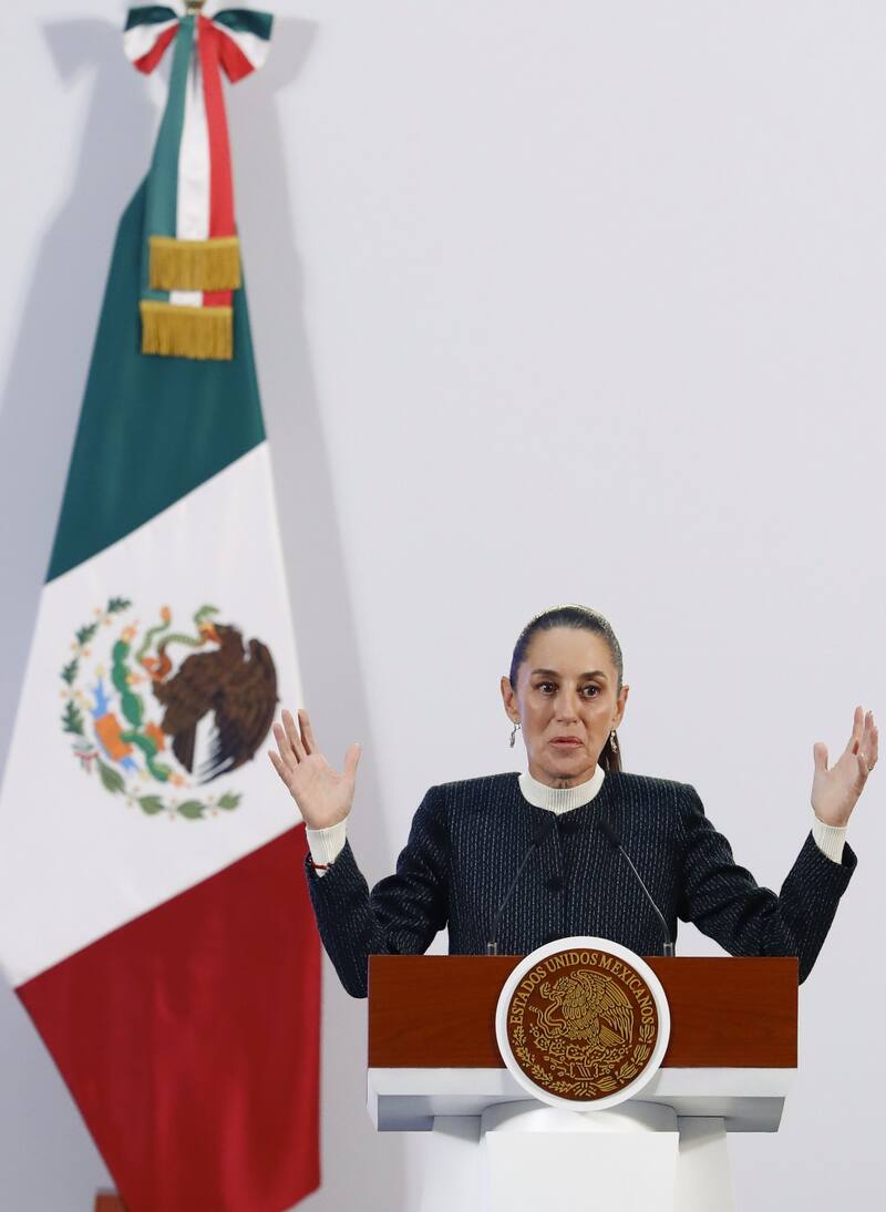 Sheinbaum confirmó la inversión de 6.462 millones de dólares al año para medicamentos. Fuente: EFE