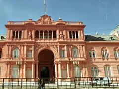 Oficializan otra veintena de contrataciones en la administración nacional