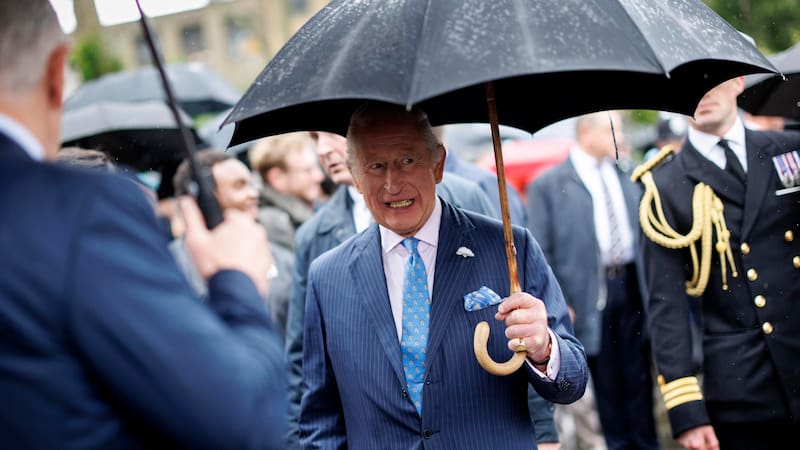 El rey continúa con su tratamiento contra el cáncer.