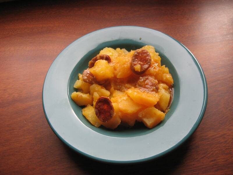 Patatas a la riojana: la receta fácil y rápida para preparar un plato bien español. (Imagen: Wikimedia Commons / Boca Dorada)