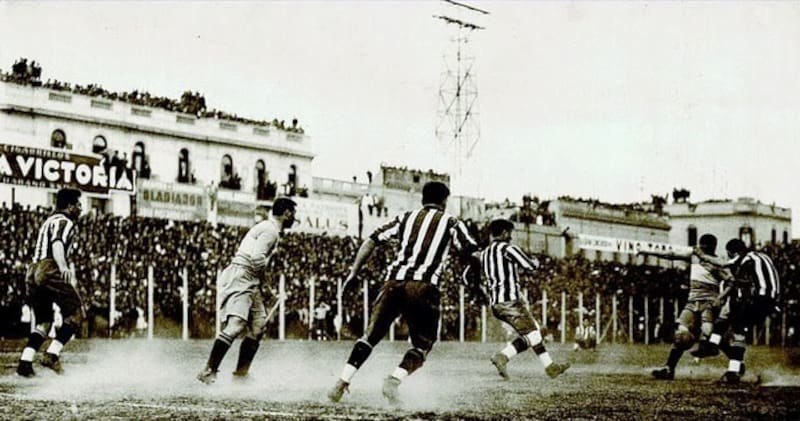 Superclásico entre Boca - River jugado en 1931. (Foto: Wikimedia Commons)