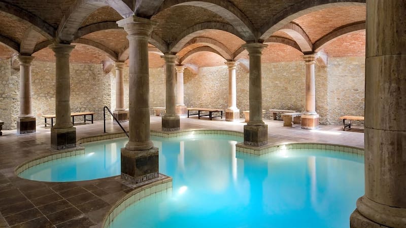 Descubrí como surgieron las termas en la sociedad romana.