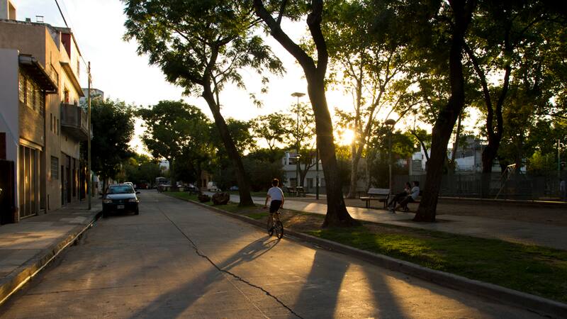 Con menos de 20 años de historia, este espacio porteño tiene un diseño que desconcierta a sus visitantes.