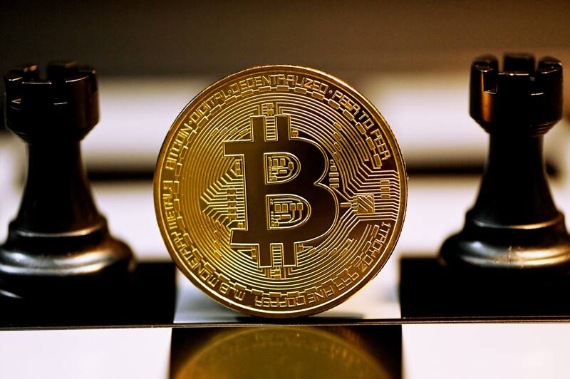 Los analistas buscan determinar cuál será el precio futuro del Bitcoin.