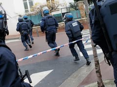 Tensión en Francia: el hombre que tomó rehenes estaría vinculado al ataque a Charlie Hebdo