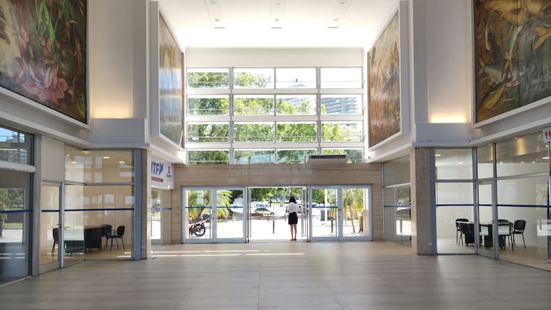 Desde la nueva terminal fluvial de Rosario, se busca recuperar el transporte de pasajeros en el Río Paraná.